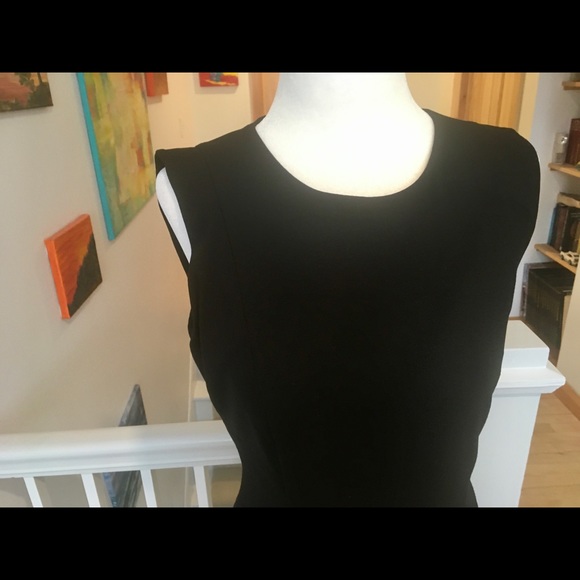 Lovely Calvin Klein black fitted dress, with gold accent pockets. - Picture 3 of 16